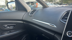 Renault Scenic 1.2 TCE Dynamique Nav 5dr Petrol Estate